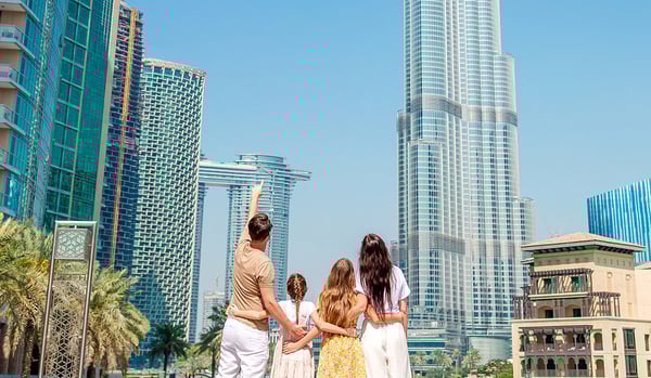 family of four in dubai